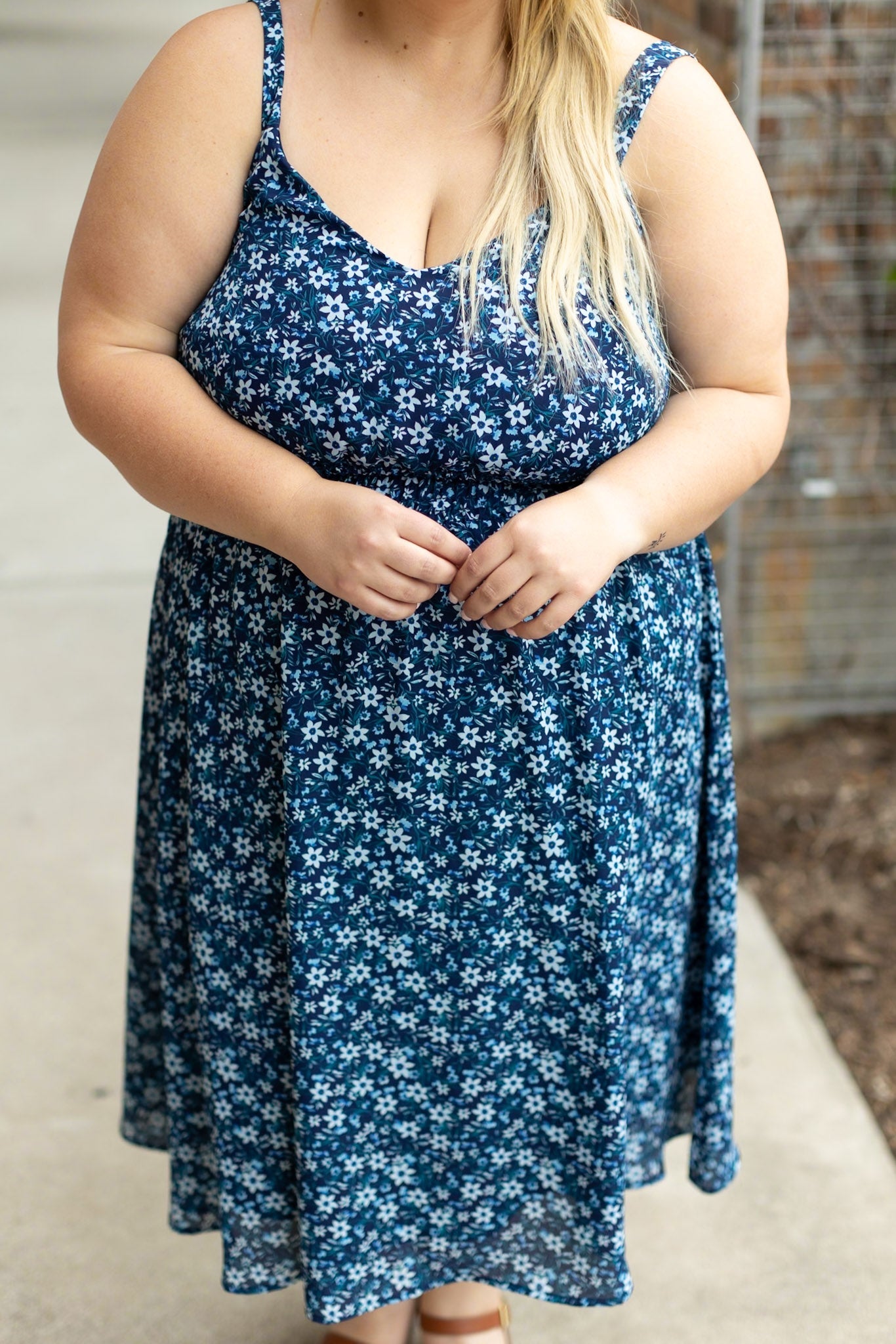 Cassidy Midi Dress - Blue Floral Mix