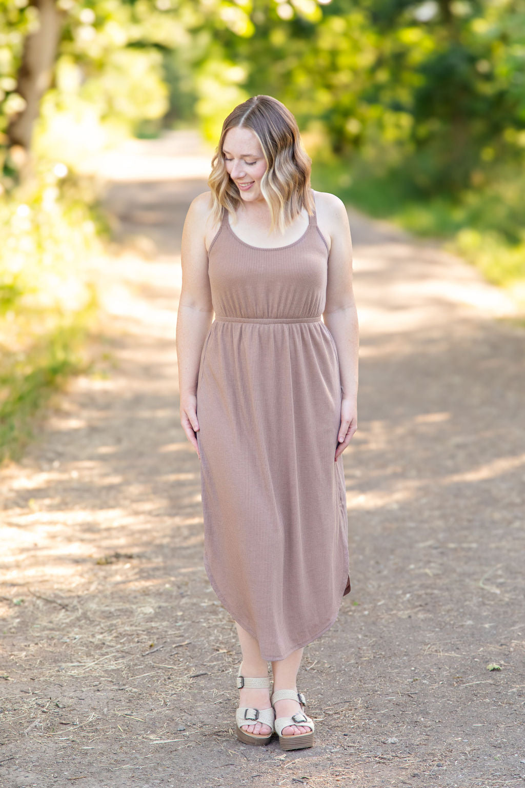 Reagan Ribbed Midi Dress - Mocha