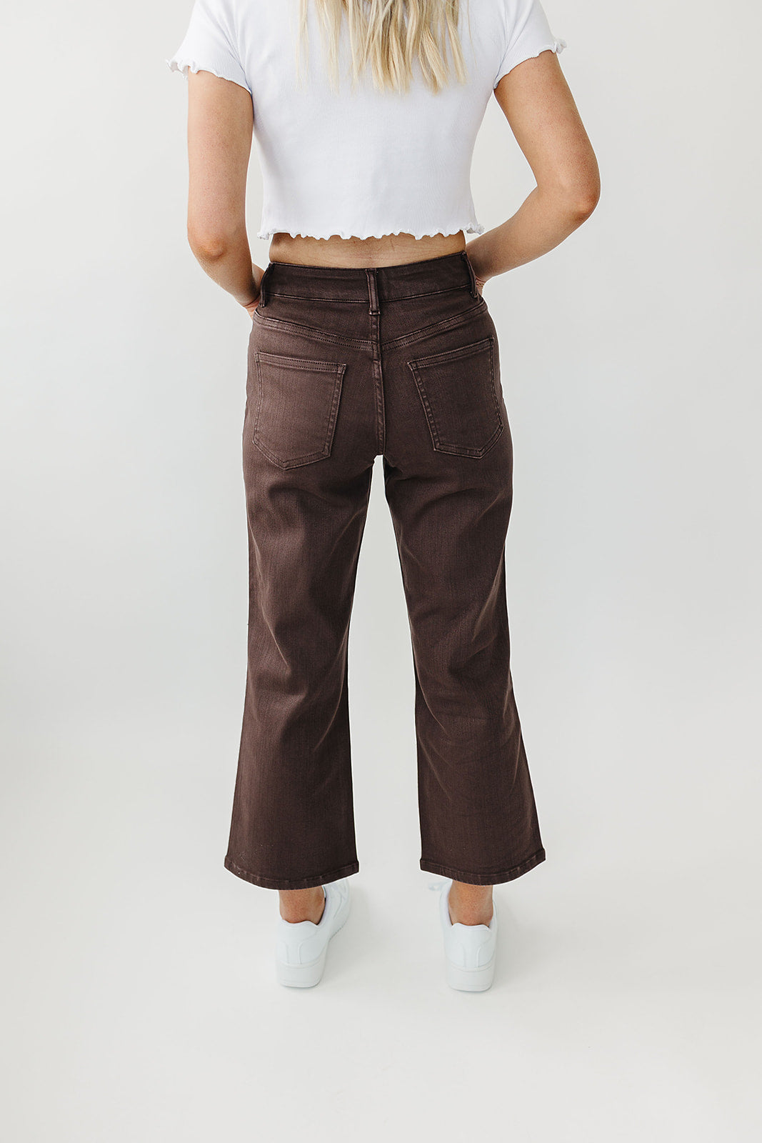 [PREORDER] Garment-Dyed Non-Distressed Cropped Jeans - Mocha