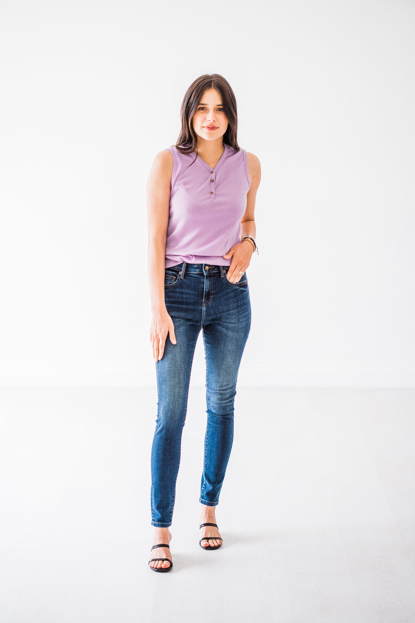 Rubies + Honey Mid-Rise Non-Distressed Skinny Jeans - Dark Wash