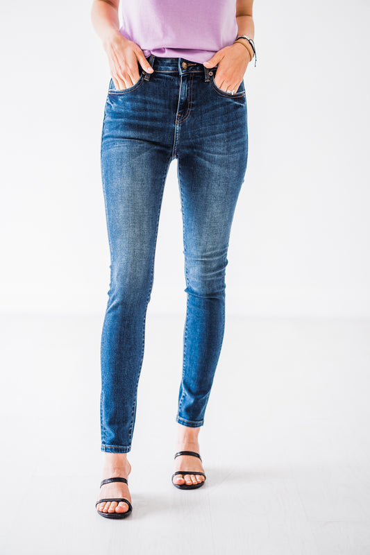 Rubies + Honey Mid-Rise Non-Distressed Skinny Jeans - Dark Wash